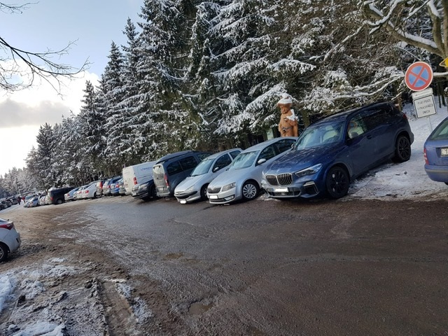 Parkoviště U Hřbitova