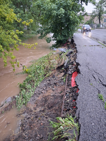 Více než 100 litrů vody na jeden metr čtvereční